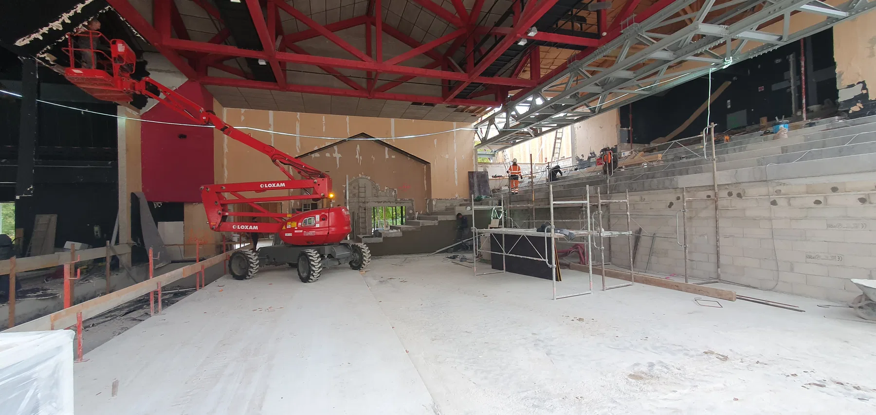 Travaux structurels intérieurs du centre culturel