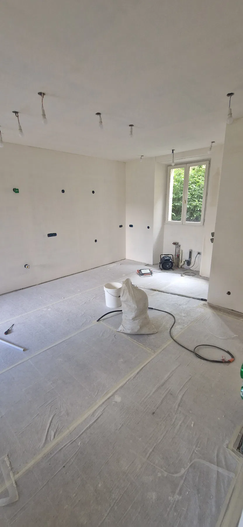 Pendant — rénovation intérieure d’une maison à Marolles-en-Brie