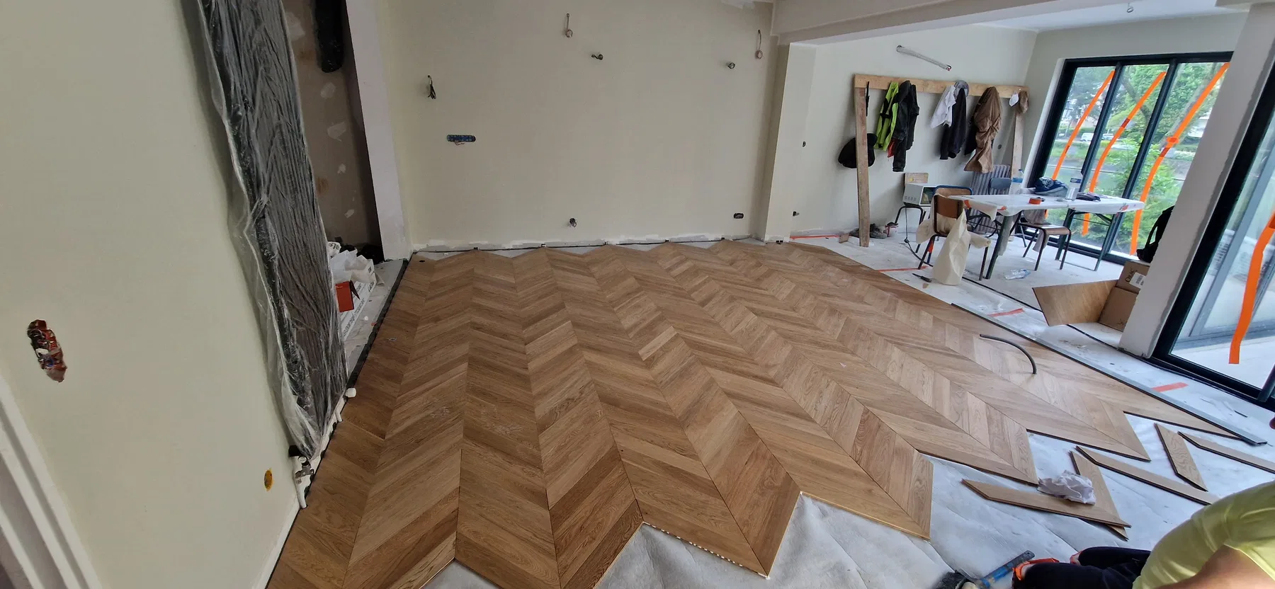 Parquet en bâtons rompus après rénovation intérieure au Perreux-sur-Marne